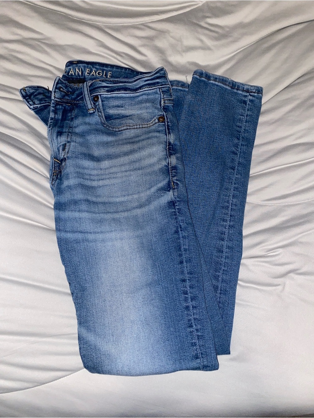 American Eagle Outfitters 30x32 Light Blue Slim Straight Jeans